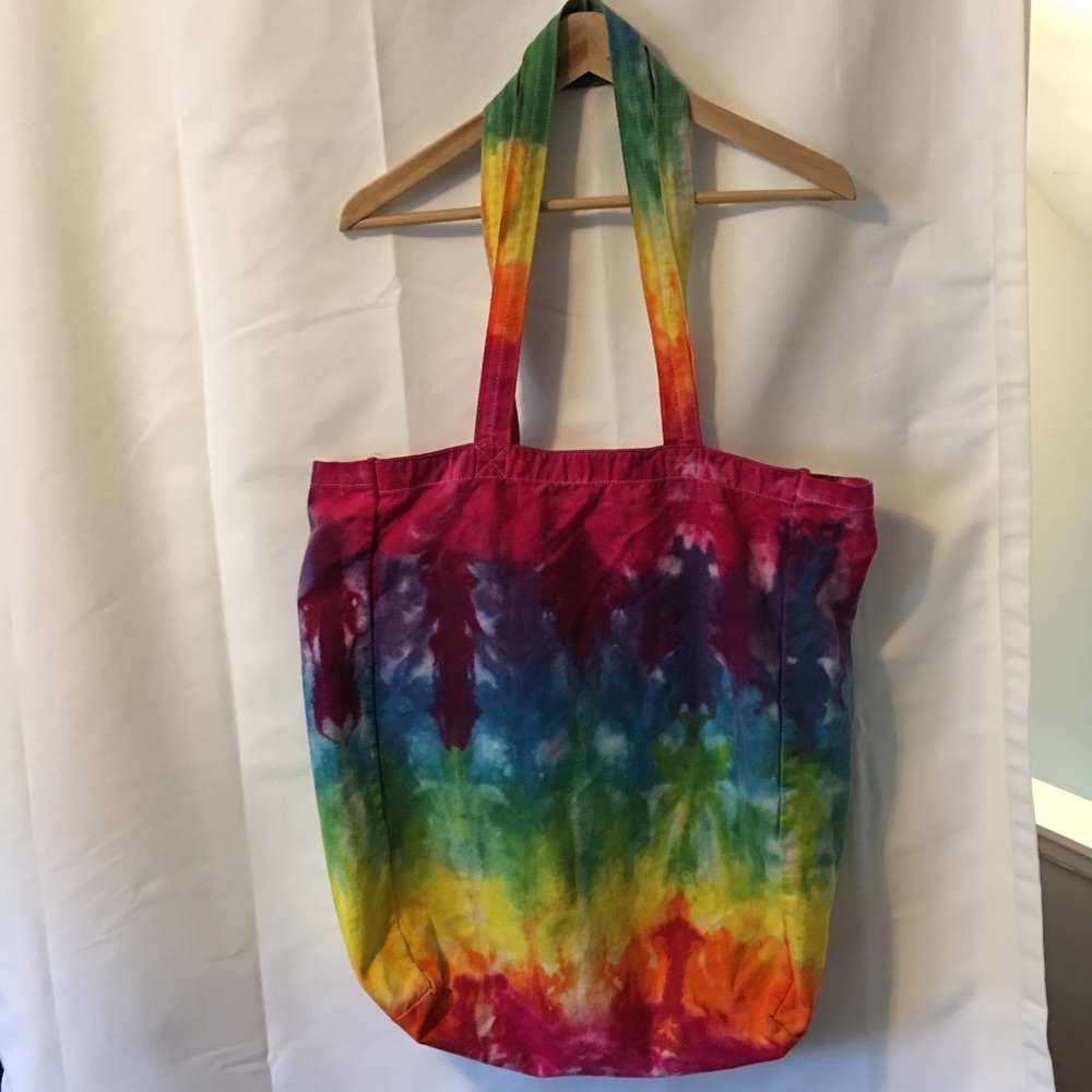 Tye-Dye Beach Bag.